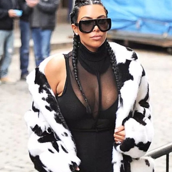 Oversized Black Sunglasses - Picture 5 of 6